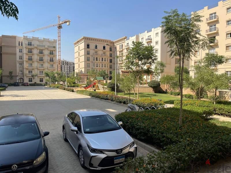 apartment 160 m prime location installment till 2031 , hyde park new cairo 4