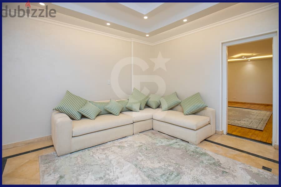 Apartment for sale 220m Laurent (Army Road) - sea View 13