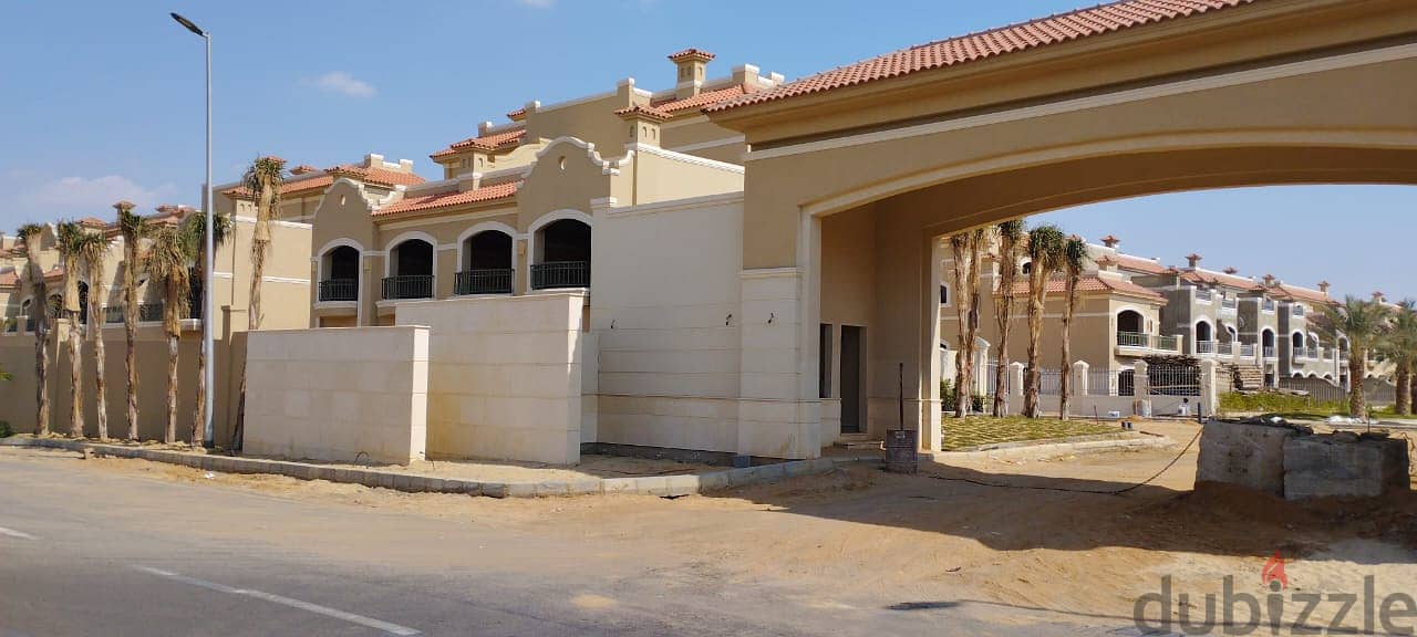 villa 239m for sale in la vista new cairo with  DP/ 10% & installment 7 years 7