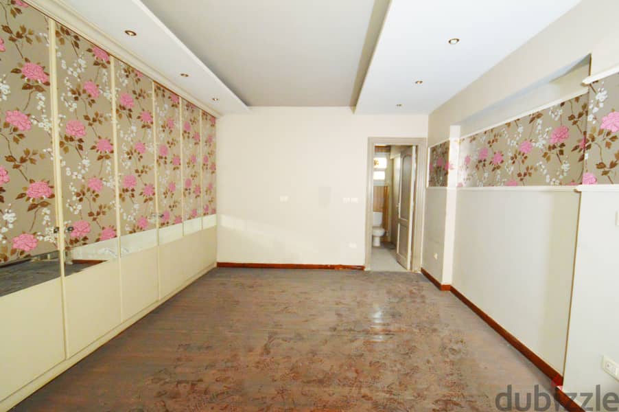Apartment for sale - Smouha - area 240 full meters 3