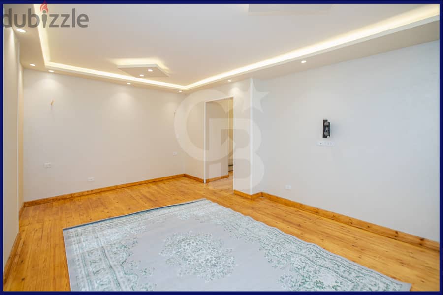 Apartment for sale 220m Laurent (Army Road) - sea View 10