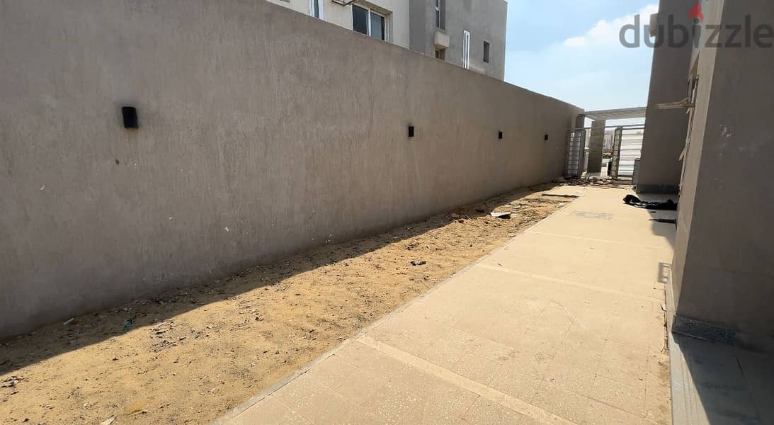 Villa Town house for Sale Ready to Move Fully Finished Installments over 7 Years open view close to the Club House Al Maqsed New Capital 12