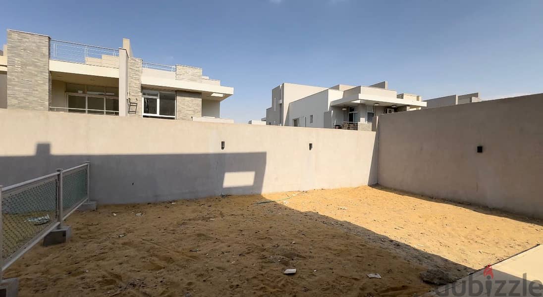 Villa Town house for Sale Ready to Move Fully Finished Installments over 7 Years open view close to the Club House Al Maqsed New Capital 14