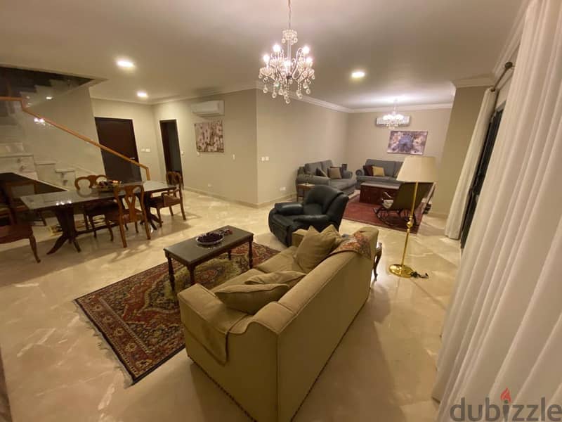 Duplex with garden for rent in Beverly Hills fully furnished 2