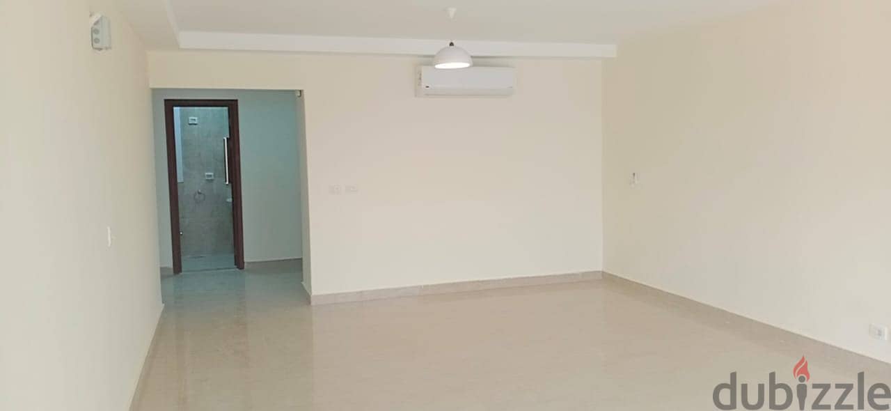 For rent apartment ultra super lux with kitchen and ac’s in hyde park compound new cairo 1