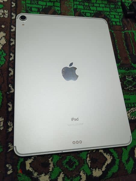 Apple iPad Pro 11 (2018) 1