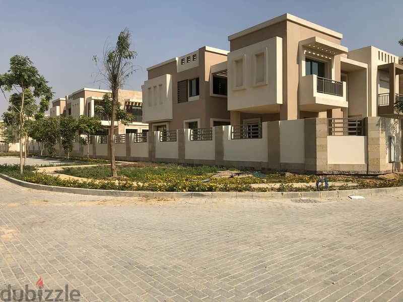 On Suez Road, the first settlement, a villa for sale in installments in Taj City 1