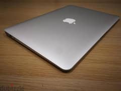 زى الجديد لاب توب Apple MacBook Air بدون اى عيوب