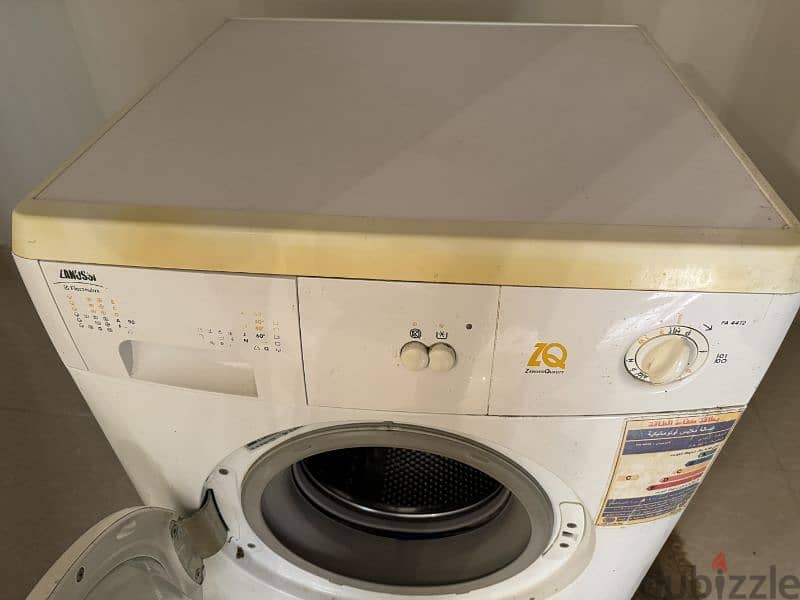 Zanussi automatic washing machine غسالة زانوسى 4