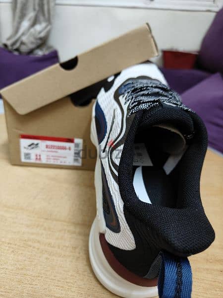 Anta running shoes for men size 45 New with box 10