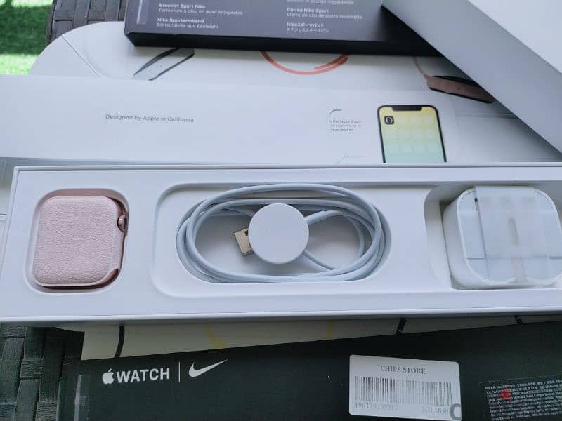 Apple watch series 5 - 40mm - pink sand 1
