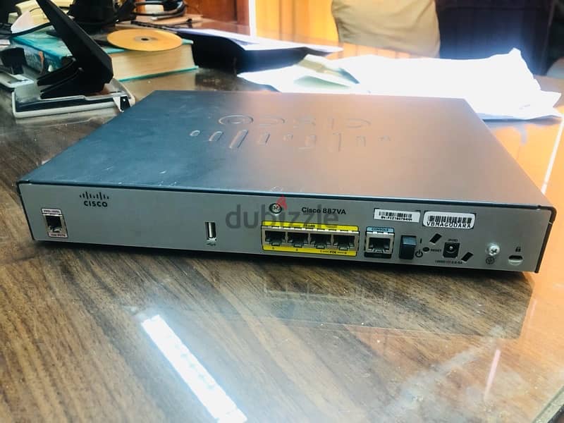 CISCO C887VA-K9 887VA VDSL/ADSL Over POTS Multi-mode Router 4