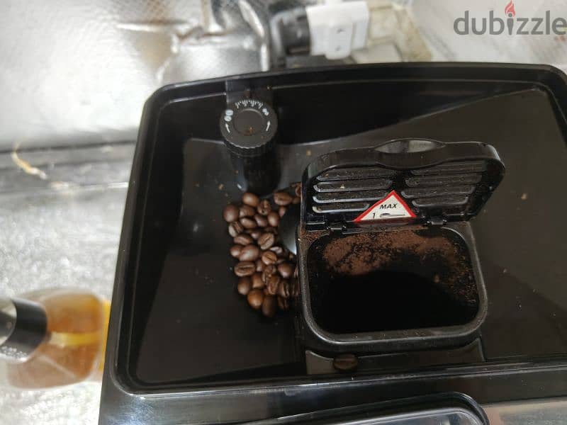 ماكينة قهوة ديلونجي ماجنيفيكا 7