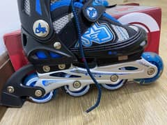 skating shoes size small (30-33)