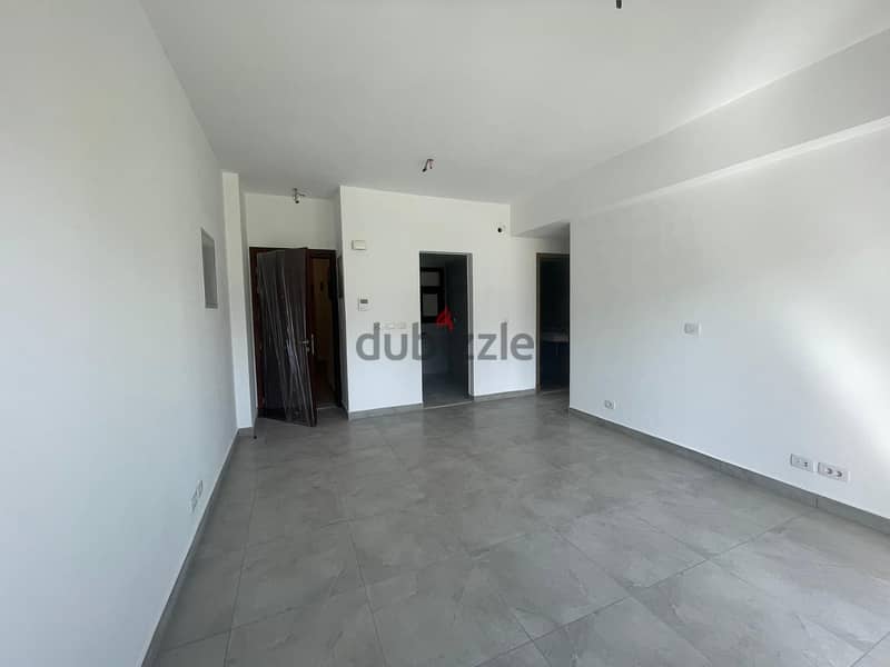 Apartment in privado open view on street near to services for sale 83m 1