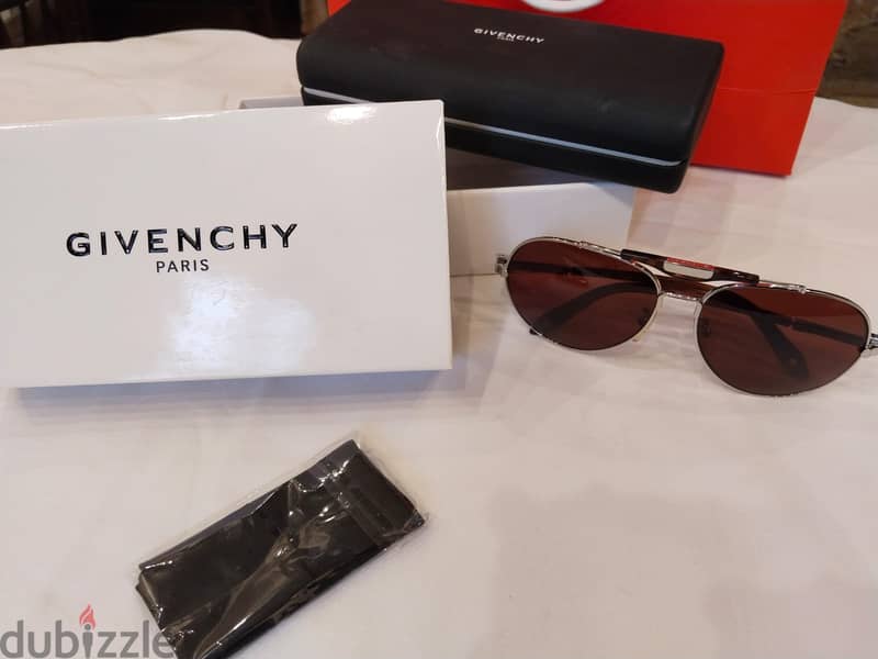 Givenchy original sunglasses with the box 2