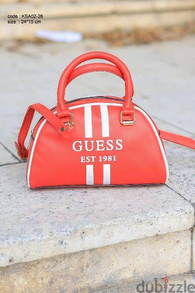 Guess 
Size : 24*15 2