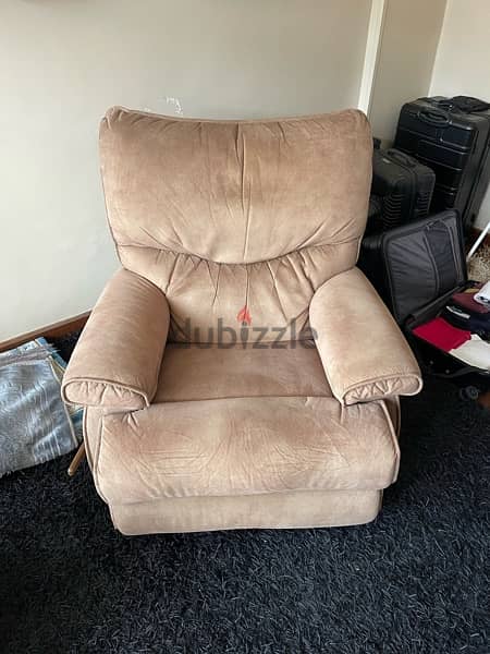 L A Z Y B O Y - Huge Soft Recliner Used only from one person 2