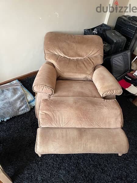 L A Z Y B O Y - Huge Soft Recliner Used only from one person 3