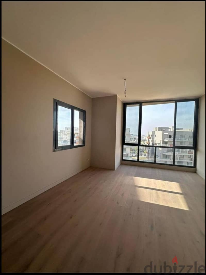 Apartment 230 sqm, immediate receipt, for sale in El Patio Oro La Vista Compound 1