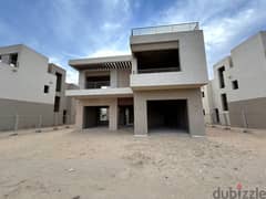 For Sale Villa Ready To Move With Payment Facilities
