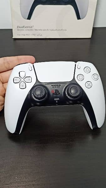 PS5 Controller With Kontrol freek 1
