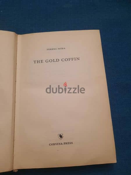 كتاب" التابوت الذهبى" روائي مترجم من المجرية إلى الإنجليزية 0