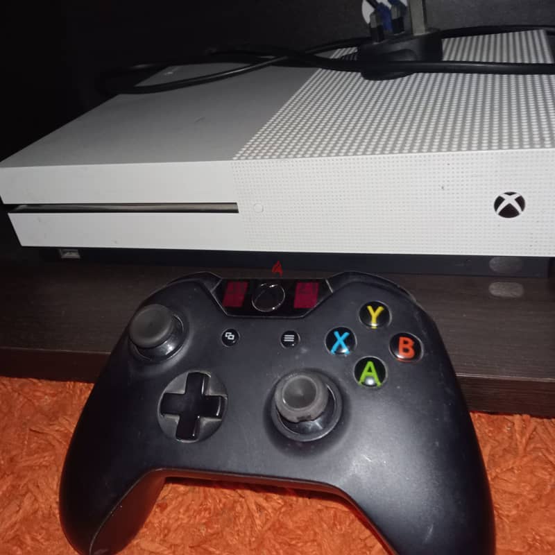 Xbox one S 2