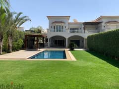 For Rent Townhouse Corner With Swimming Pool In Old Phases Palm Hills