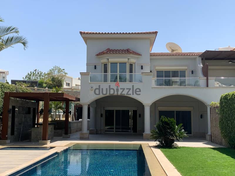 For Rent Townhouse Corner With Swimming Pool In Old Phases Palm Hills 1