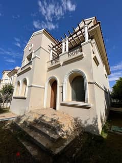 Villa standalone for sale in hyde park 4 floors Semi finished 0