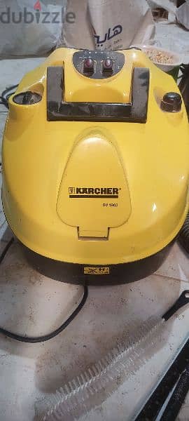 مكنسة كارشر متعددة الاستخدام بالبخار و المياة مودىل sv1902 karcher 12