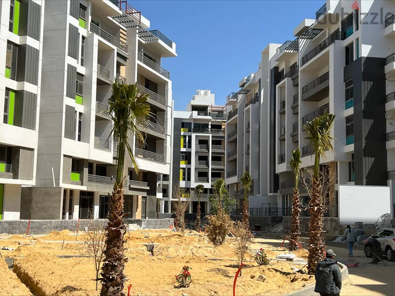 Apartment ready to move 50% down payment in icon compound new cairo 4