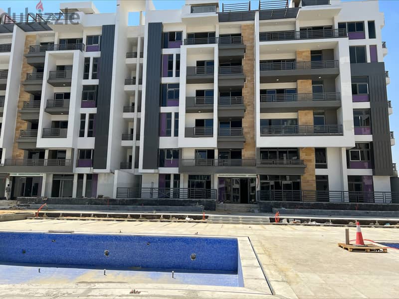 Apartment ready to move 50% down payment in icon compound new cairo 8