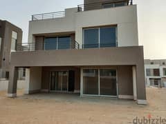 A PRIME STAND ALONE VILLA WITH HUGE LAND AREA FOR SALE  IN PALM HILSS NEW CAIRO - READY TO MOVE