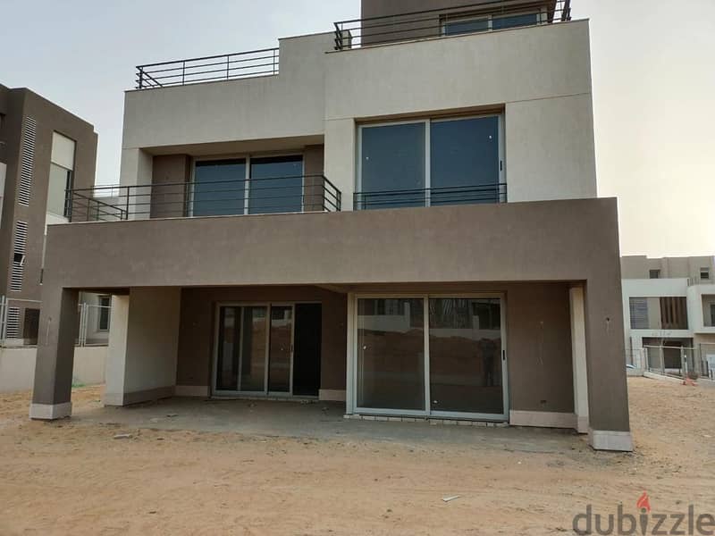 A PRIME STAND ALONE VILLA WITH HUGE LAND AREA FOR SALE  IN PALM HILSS NEW CAIRO - READY TO MOVE 0