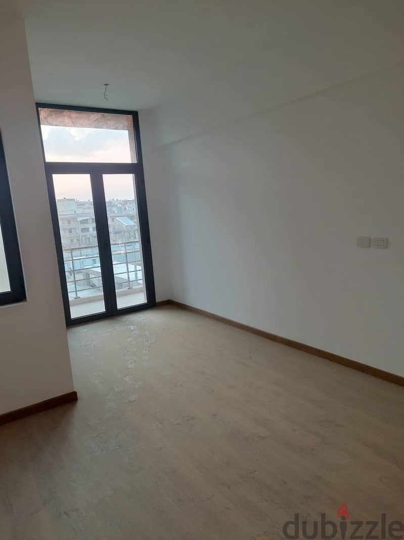 Finished apartment with Air-conditioners ,Distinctive finishing, 160 meters, with indoor garage, in Marasem 19