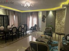 شقة للايجار 217 م بجاردن خاص 250 م في كمبوند حسن علام في مدينة الشروق