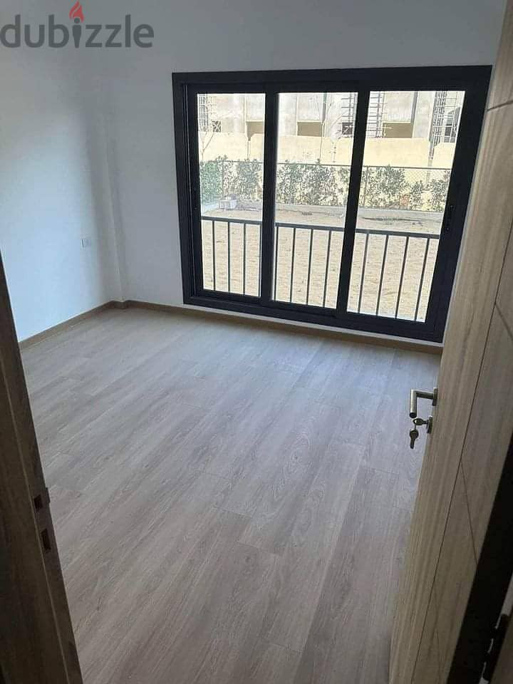 penthouse  by roof for sale 155m in ALMARASEM 4
