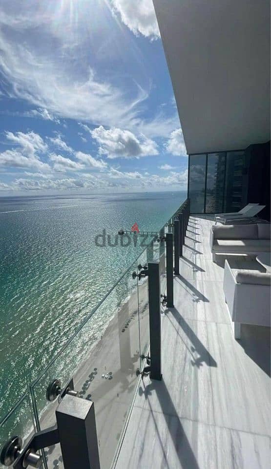 With a 5% down payment, a distinctive apartment for sale, immediate receipt, fully finished, with a fantastic view on the sea and the lagoon in New Al 2