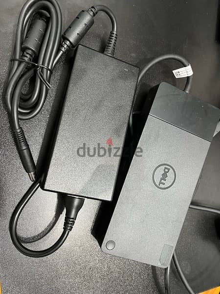 Dell dockstation WD22TB4 1