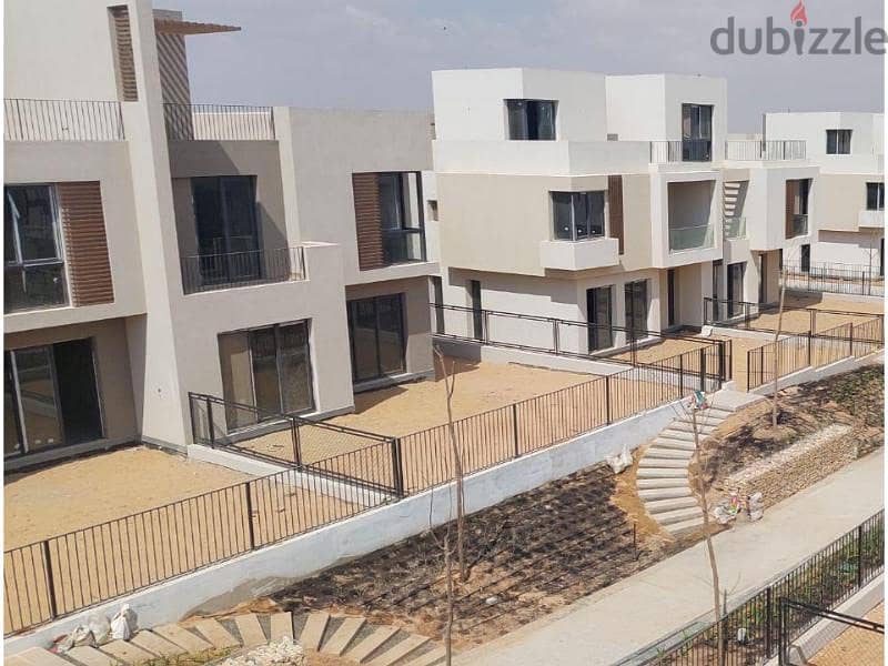 Townhouse installments prime location 3 bedrooms 2