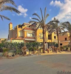 A resale s villa at the old price in Sarai Compound, Sur in Sur, with Madinaty, at less than the company’s price.