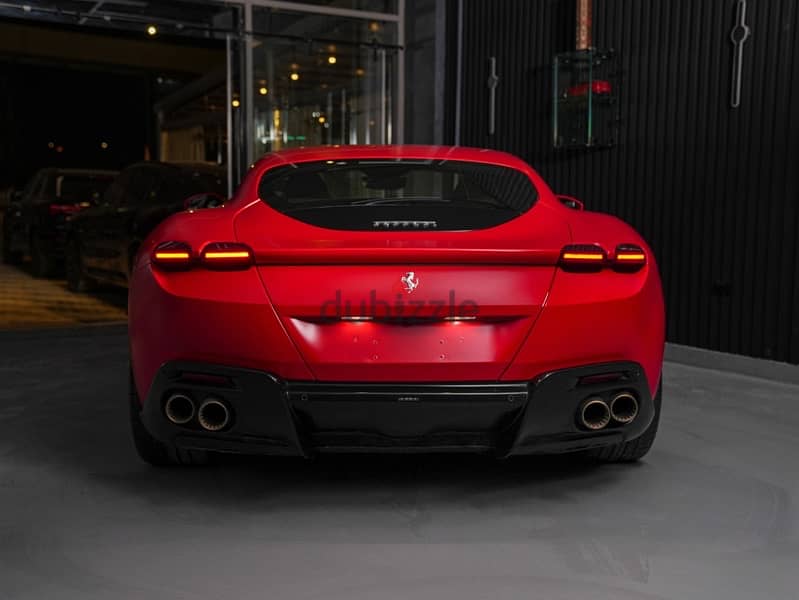 Ferrari roma 10