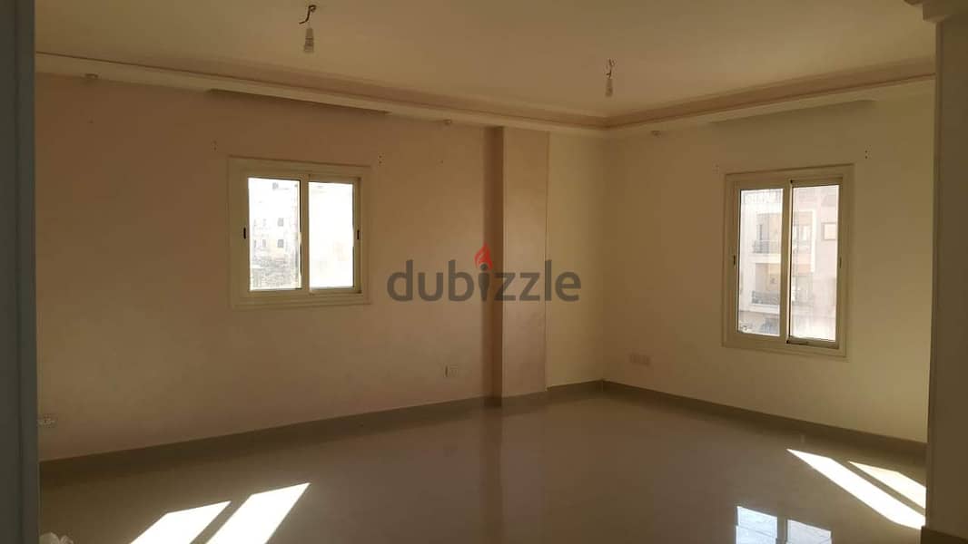 Apartment for sale with kitchen, Narges Settlement, steps from the 90th and the Dusit Hotel  And near the Tulip Hotel  Nautical 2