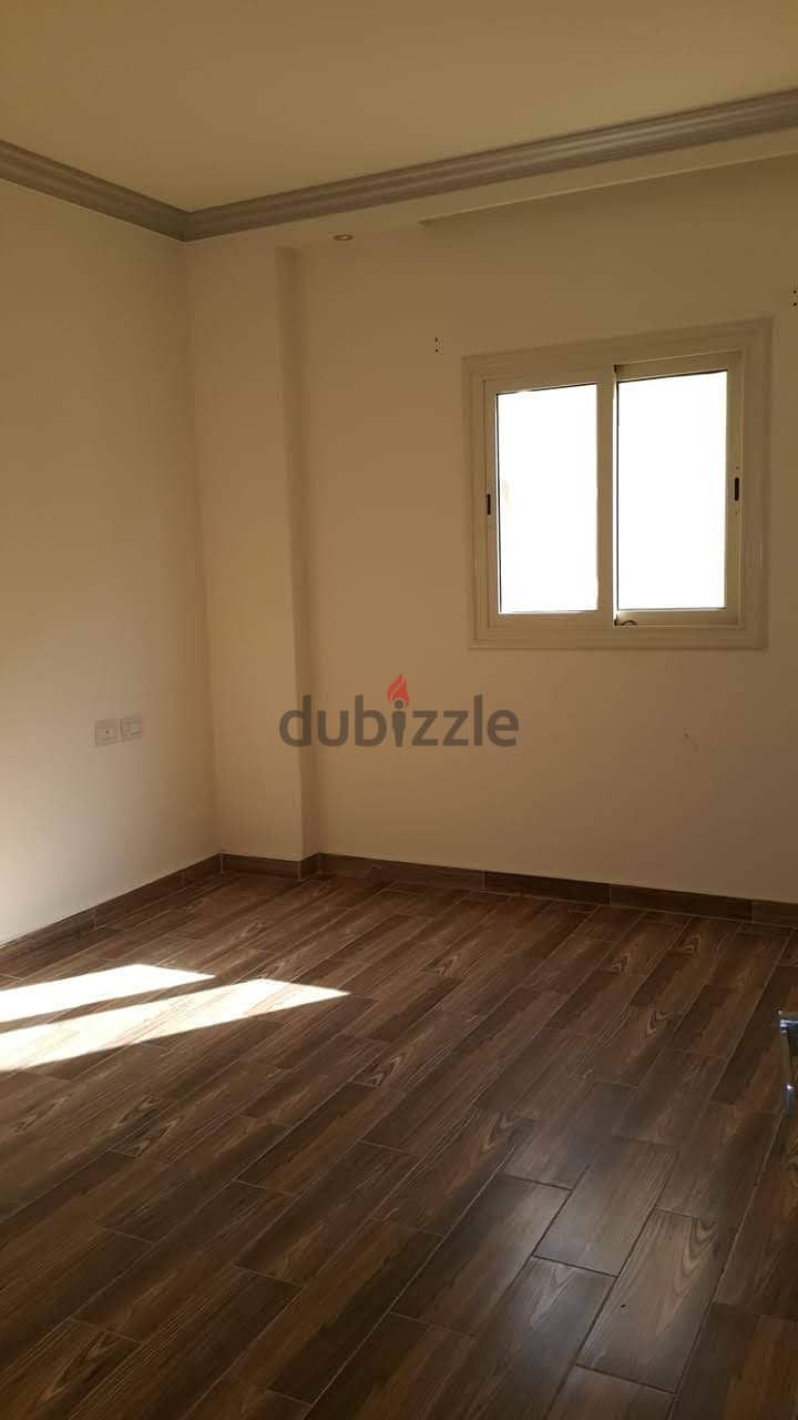 Apartment for sale with kitchen, Narges Settlement, steps from the 90th and the Dusit Hotel  And near the Tulip Hotel  Nautical 4