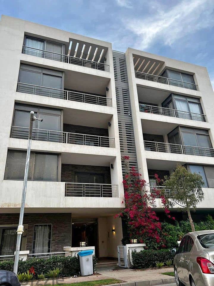 Apartment with a private roof directly in front of the airport for sale with a down payment of 890 thousand 2