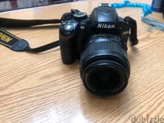 كاميرا nikon D3200 و عدستين و مستلزماتها