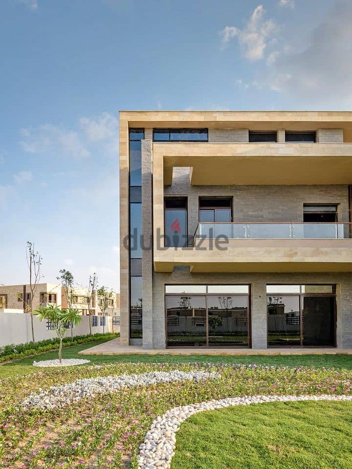 Villa For sale 230M Prime Location in Taj City New Cairo | فيلا للبيع 230م في تاج سيتي أمام المطار جاهزة للمعاينة 3