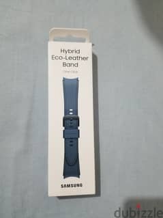 Galaxy Watch 6 Classic blue leather band